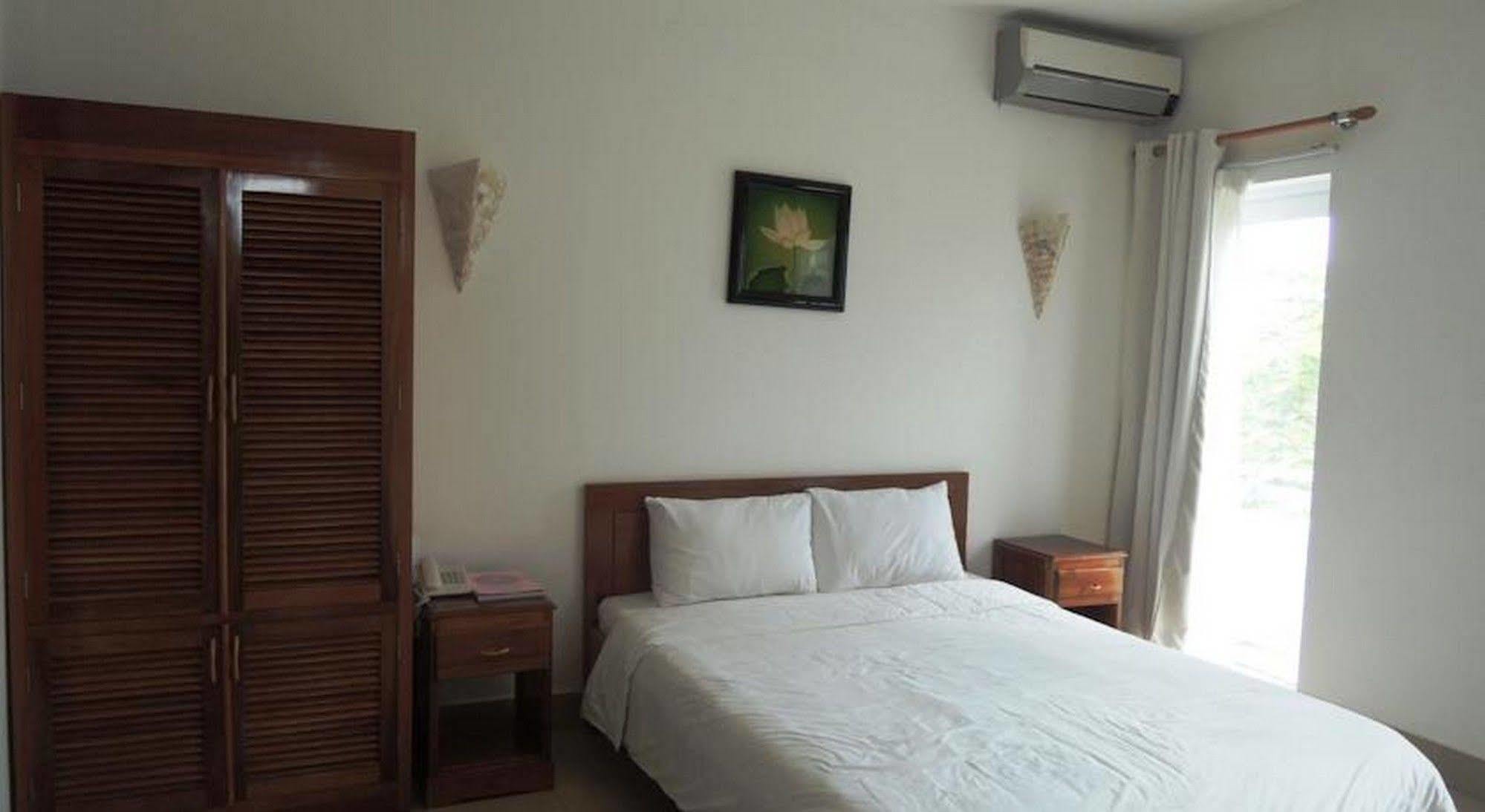 Golden Lotus Hotel Hue Exterior foto